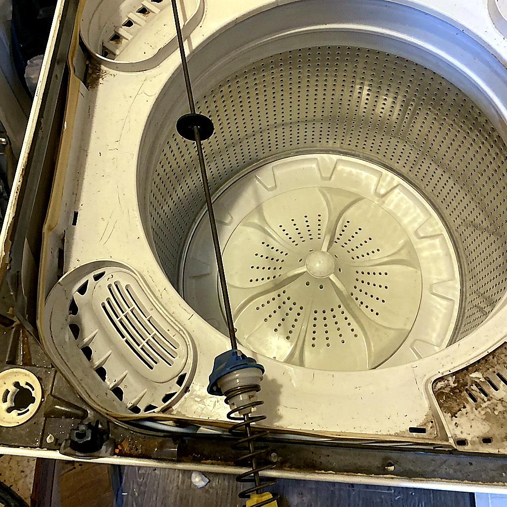Top-load washer tub